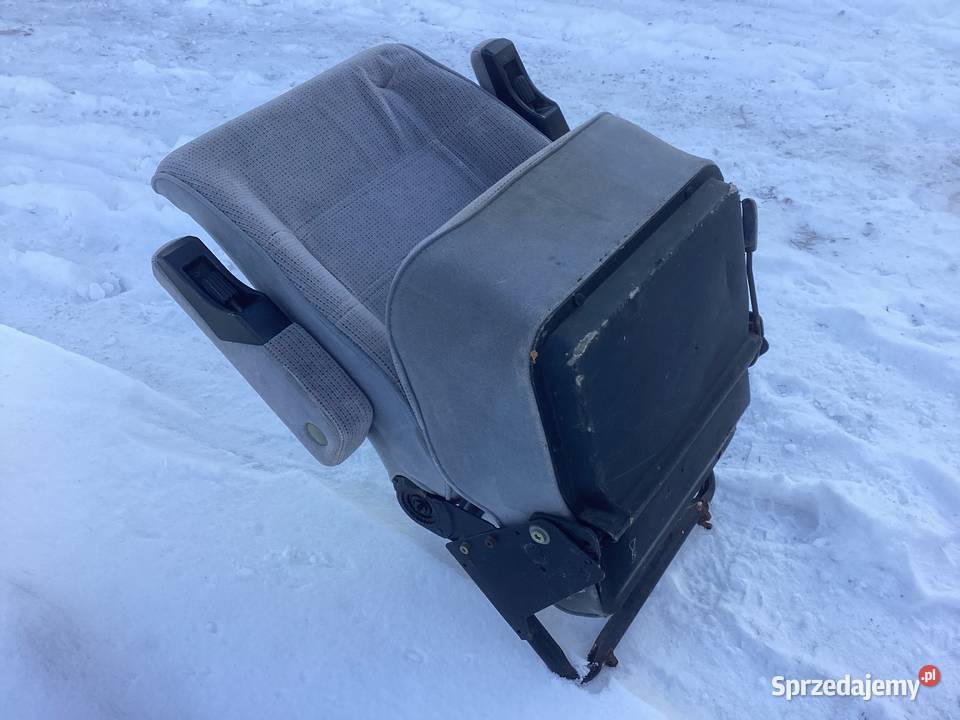 VW T4 1993 Fotel koziołek półka bagażnika z Biłgoraj