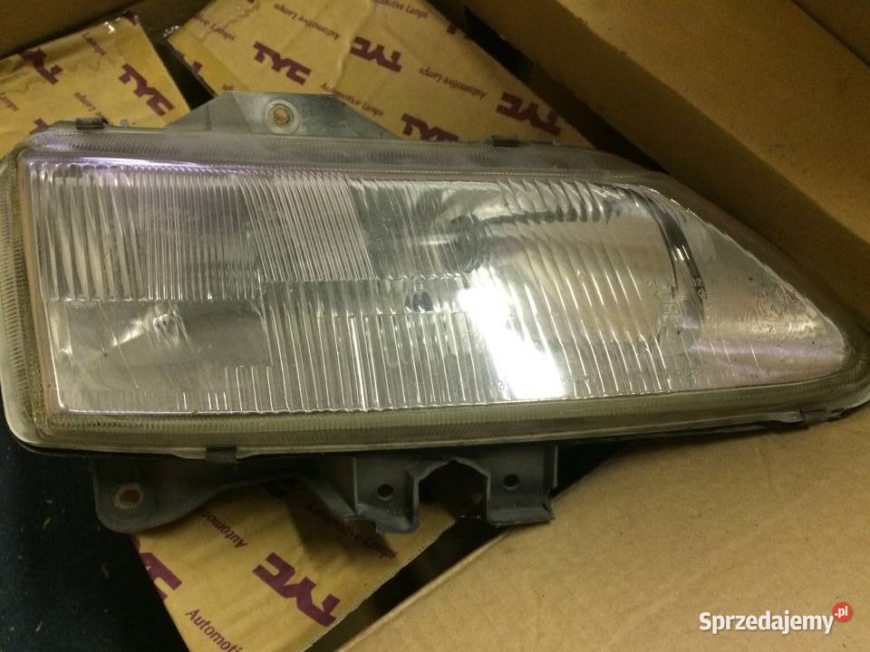 Lampa prawa Laguna I wersja Anglik Kraków