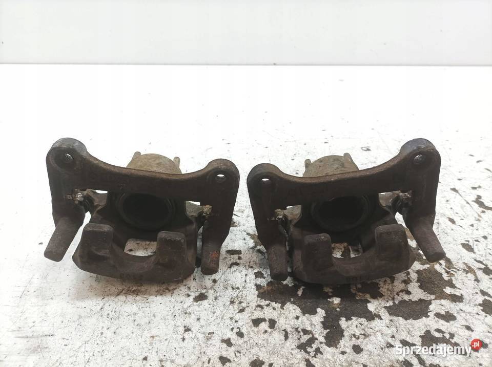 ZACISK HAMULCOWY PRAWY LEWY PRZÓD KPL 12 B