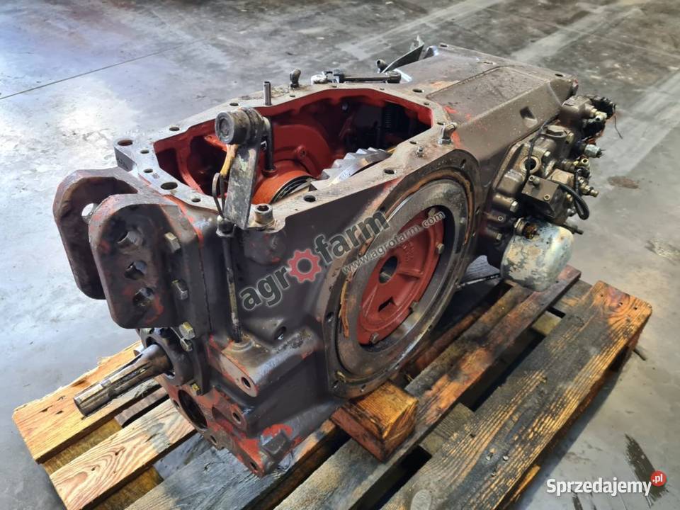 Tylny most Massey Ferguson 6130 0300B01 Byków