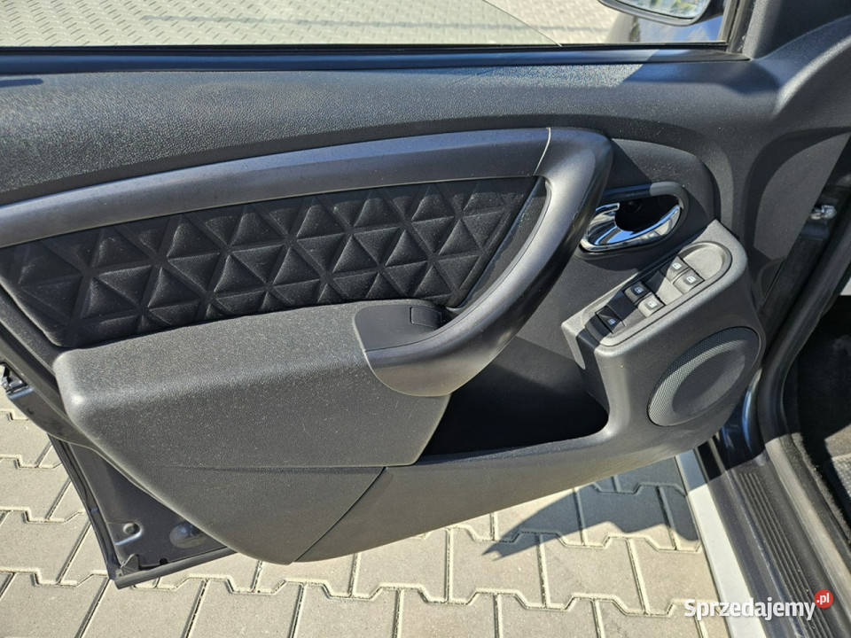 Dacia Duster 16 105 klima elektryka tempomat manualna Strzegom