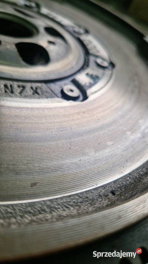 Sprzęgło dwumasa prawie nowe audi a3 8p 19tdi osobowe