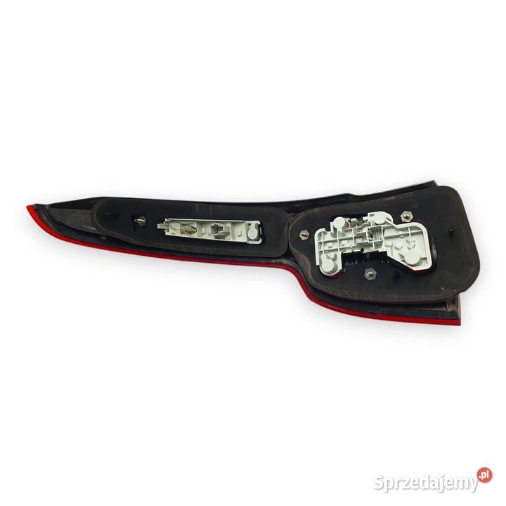 LAMPA PRAWA Volvo V50 I LIFT 20072012 tylna Chełm
