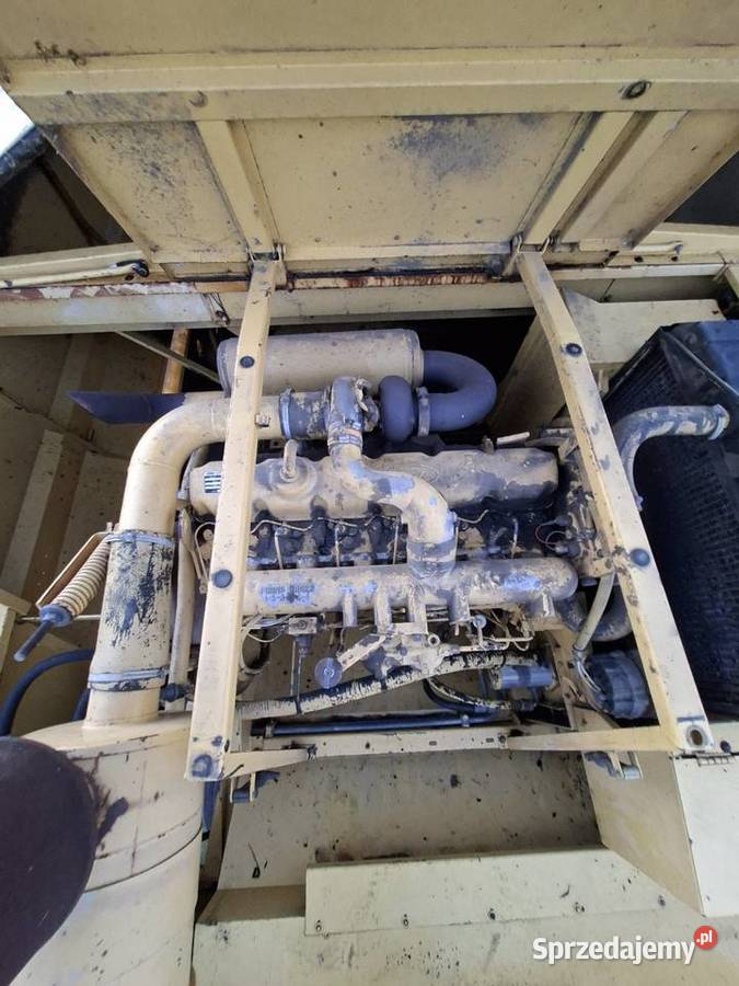 Kombajn Holland TX 32 hederu 45 m Starogard Gdański