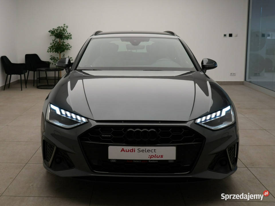 Audi A4 Avant Quattro 45TFSI 265 Sline Matrix aluminiowe felgi Samochody osobowe Kielce