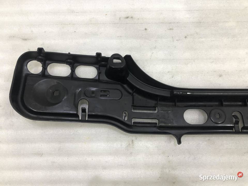 ŚLIZG ZDERZAKA TYŁ ŚRODKOWY 7056343 BMW E60 wielkopolskie