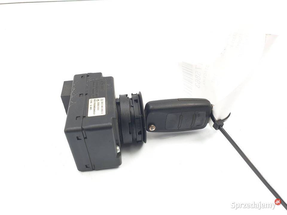 STACYJKA AUDI A8 D3 3D0905865E osobowe Lipno