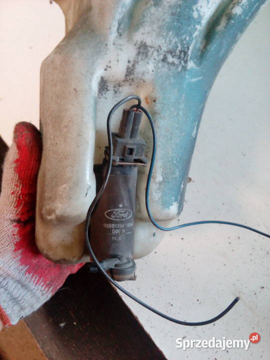 Zbiornik płynu do szyb Ford Fiesta mk3
