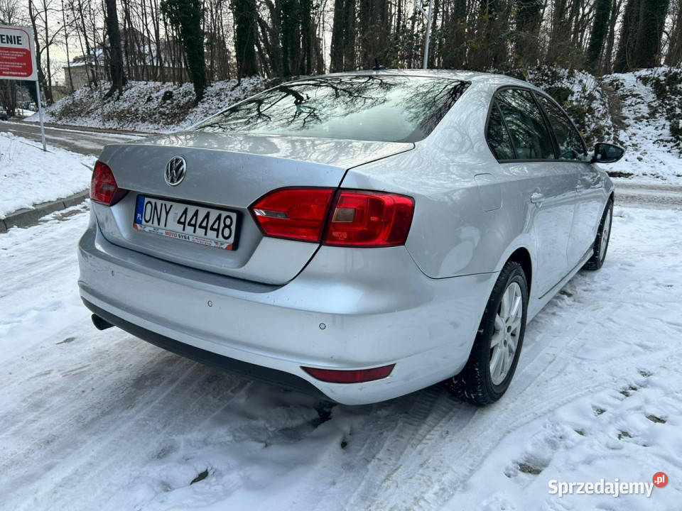 Volkswagen Jetta A6 2010 4/5 Nysa