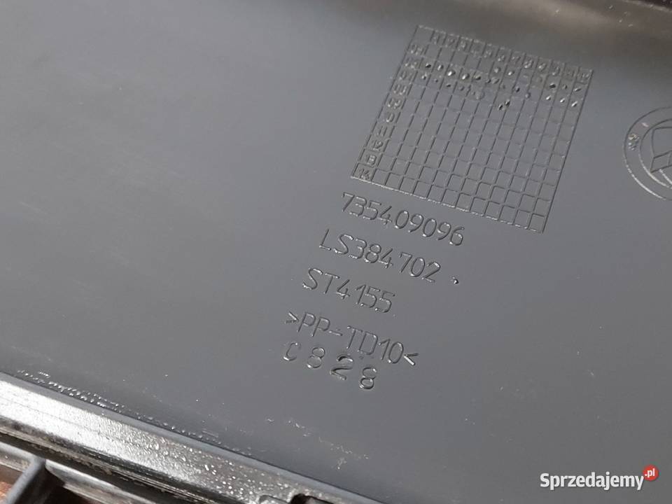 FIAT GRANDE PUNTO zderzak przód 735409096 osobowe Kielce sprzedam