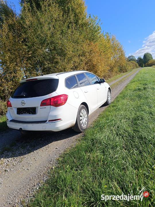 Opel Astra J lift 17Cdti 2013r Astra Hanna