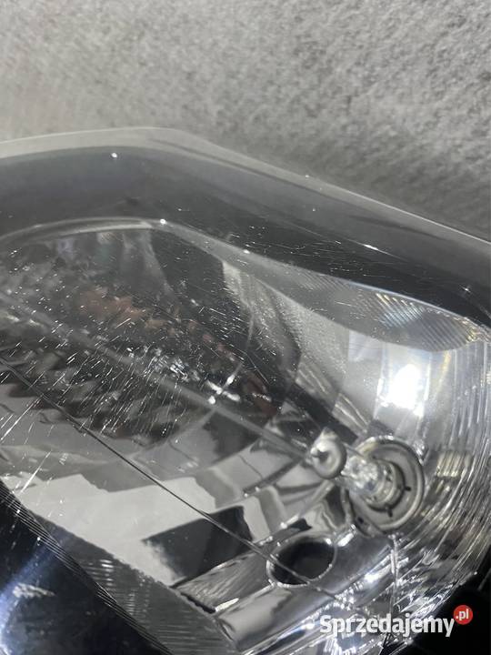 Lampa lewy przód Dacia Sandero I 0813 Rok produkcji 2014 Jasienica