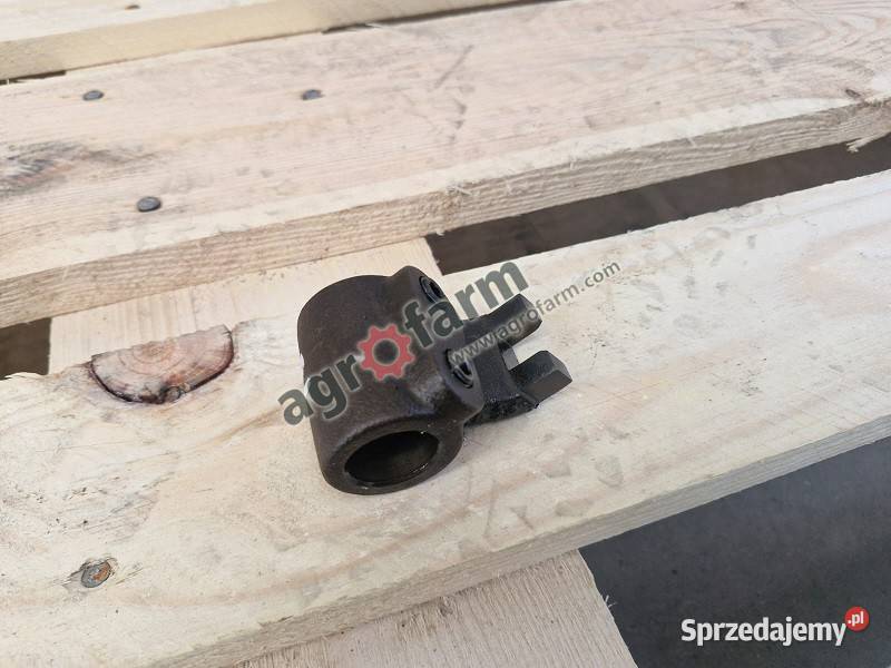 Wodzik zmiany biegów Massey Ferguson 6485 8210 Byków