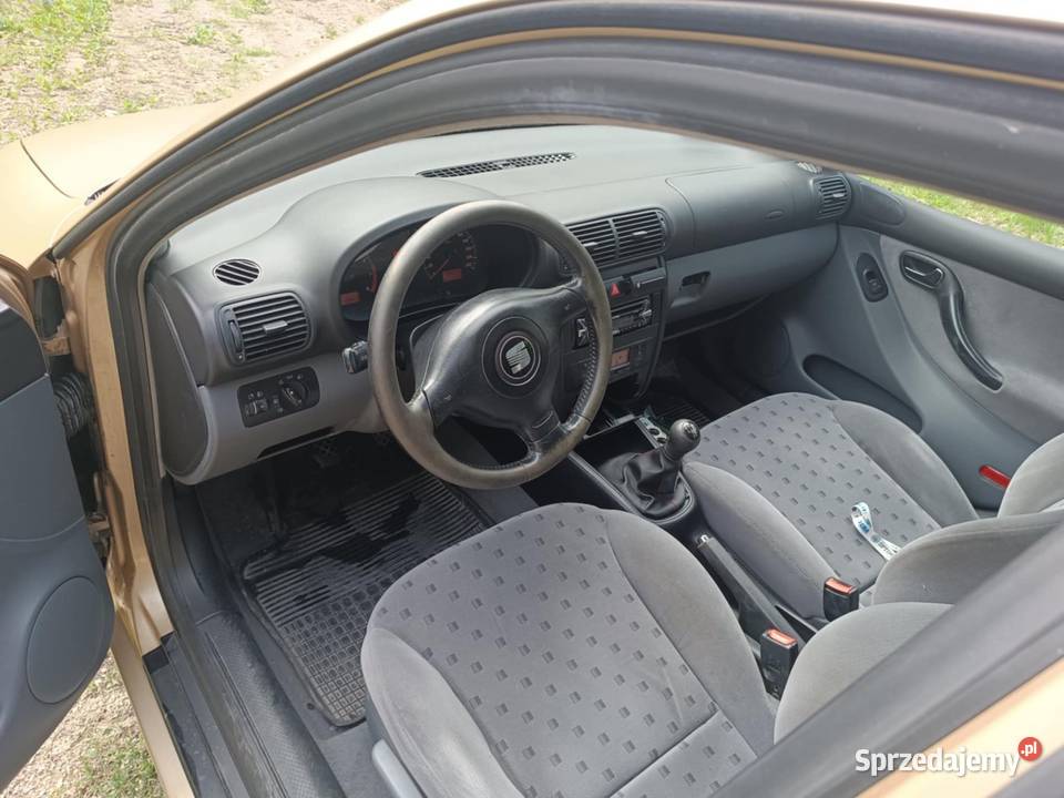 Seat Toledo 16 benzyna LPG Rok produkcji 2000 Kije sprzedam