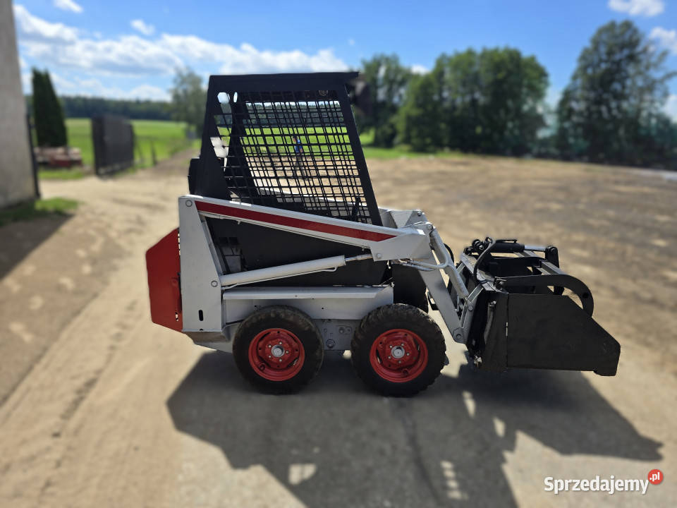 Miniładowarka BOBCAT 310 4x4 łyżkokrokodyl 90 Włosty