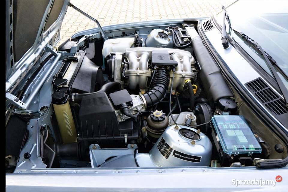 BMW E30 1989 sedan 84000km sprzedam