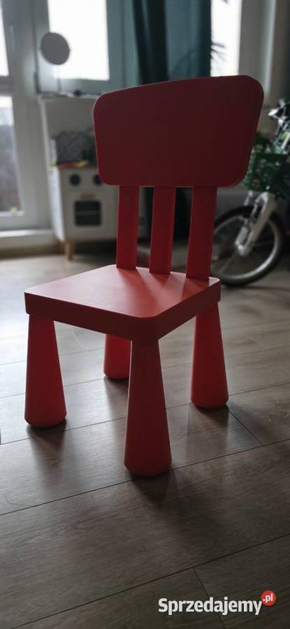 Krzesełko dziecięce Ikea Mammut czerwone sprzedam