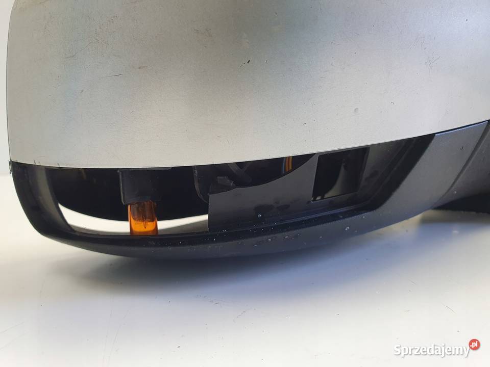 LUSTERKO PRAWE Ford Focus MK2 0711r PASAŻERA 6 Rudka