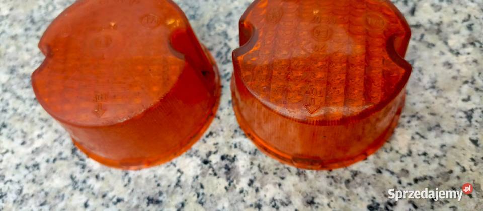 Dwa klosze do kierunkowskazów jawa cz Bolesławiec