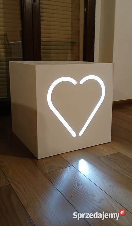 Duży napis LOVE podświetlany 50x50 imprezy obsługa imprez