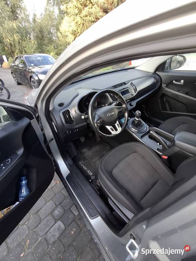 Kia Sportage 2013 r uszkodzony tył 1600cm3 Sportage Lublin