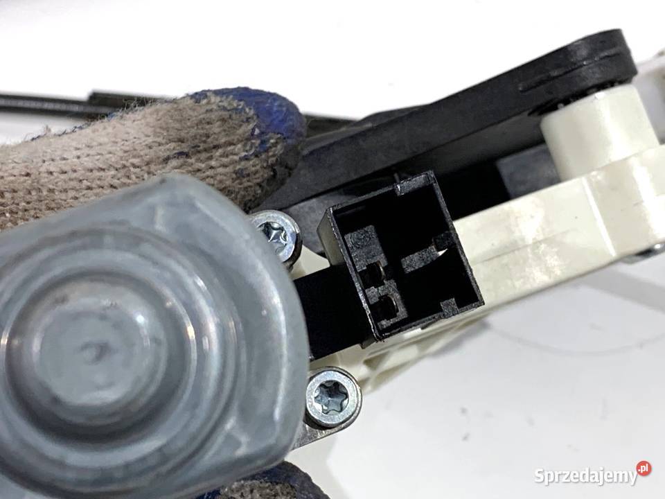 PODNOŚNIK SZYBY LEWY TYŁ VW ARTEON 3G8839461B osobowe