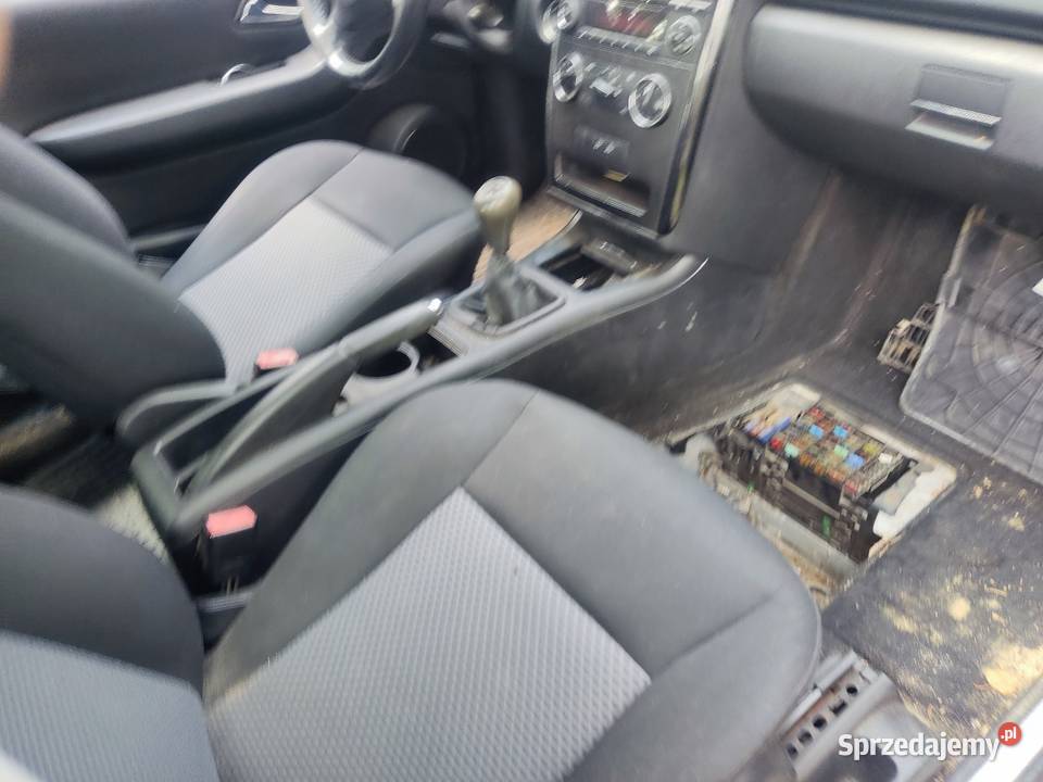 Mercedes w 169 części 20 lakier 761 bez rdzy