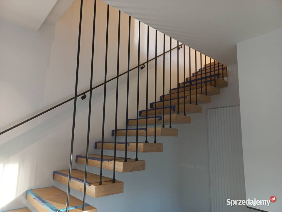 Schody nowoczesne zabiegowe skretne Schody wewnętrzne