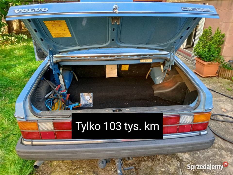 Volvo 244 sedan rocznik 83 piękny zabytek Ksawerów sprzedam