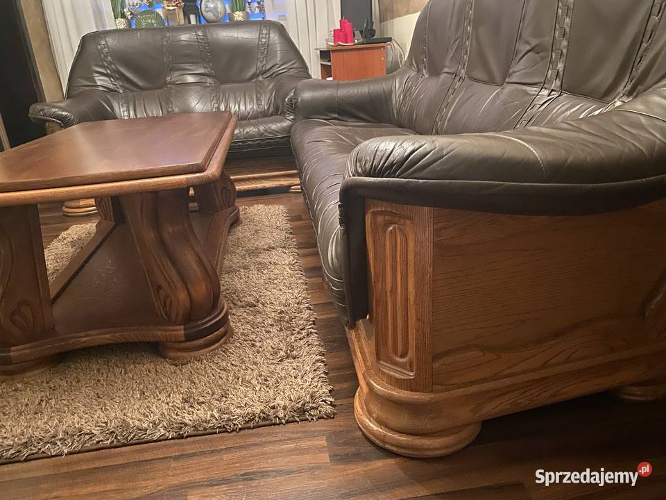 Wypoczynek skórzany z elementami drewna 32 nowa Dębica