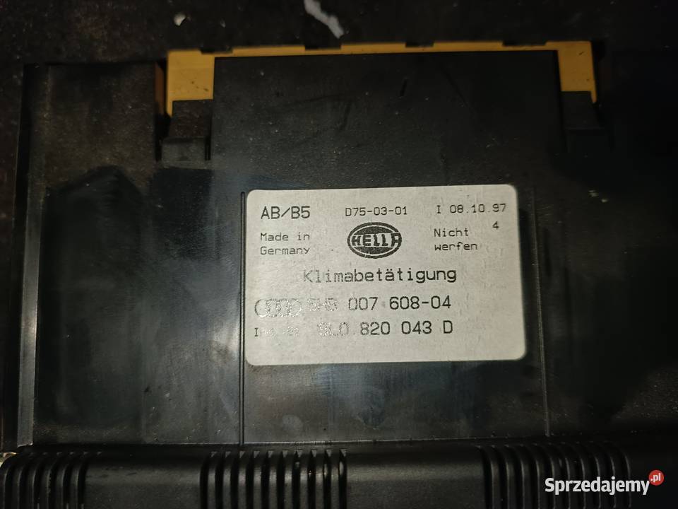 Klimatronic 8L0 820 043 D Audi A4 B5 a20 śląskie Myszków