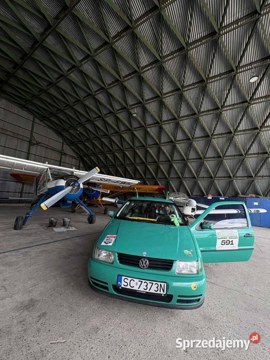 Volkswagen Polo 16 75