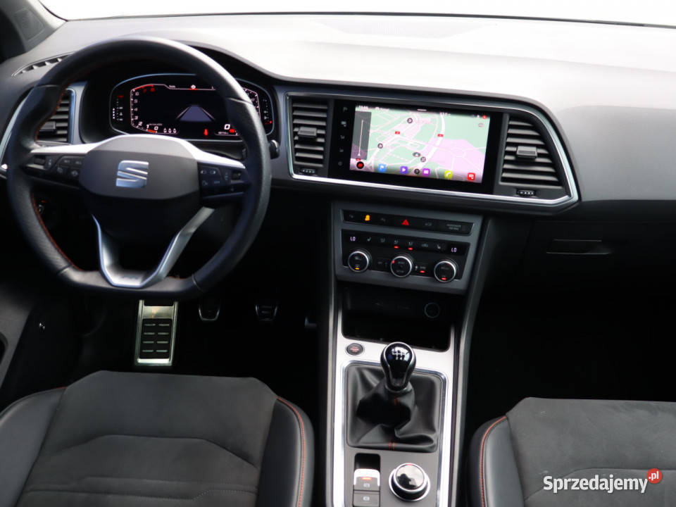 Seat Ateca 15 TSI asystent pasa ruchu Bielany Wrocławskie