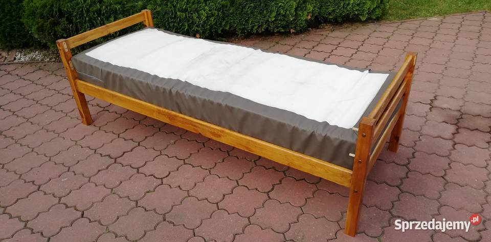 Łóżko pojedyncze z materacem 70x190 drewniane młodzieżowe