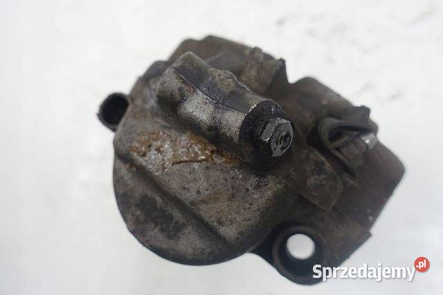 BMW F10 F11 20 D PRZEDNI ZACISK HAMULCOWY lewy Rudka