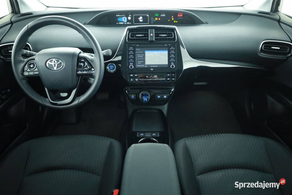 Toyota Prius 18 VVTi HSD Piaseczno
