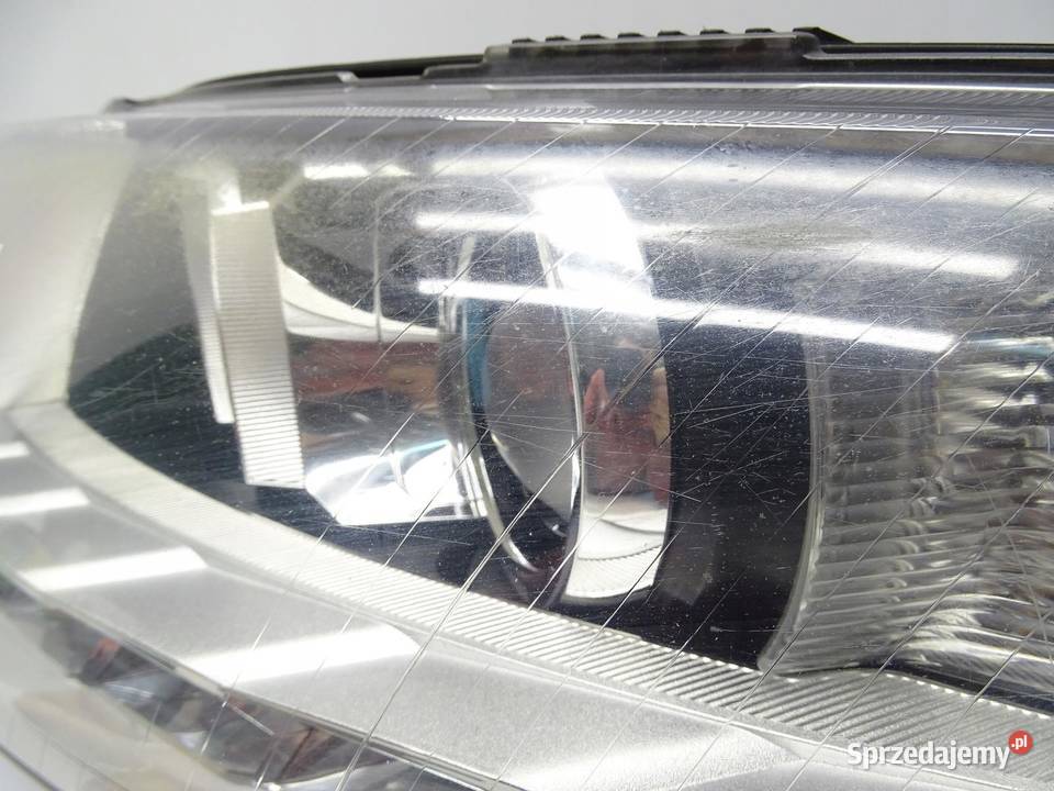 LAMPA REFLEKTOR LEWA LEWY PRZÓD PRZEDNIA AUDI A6 osobowe Lampy przednie