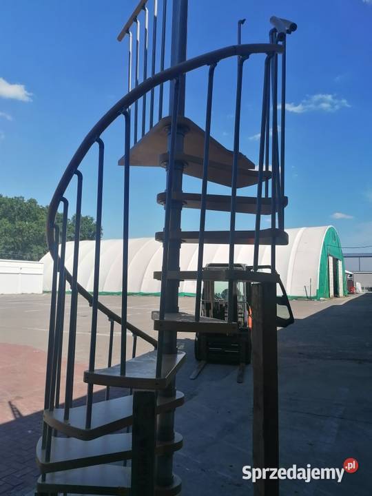 Schody spiralne Wioska