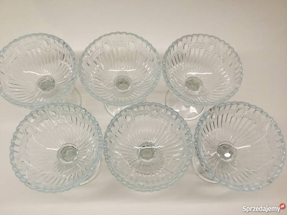 pucharki Olivia Ząbkowice szkło prasowane lata dolnośląskie Wrocław