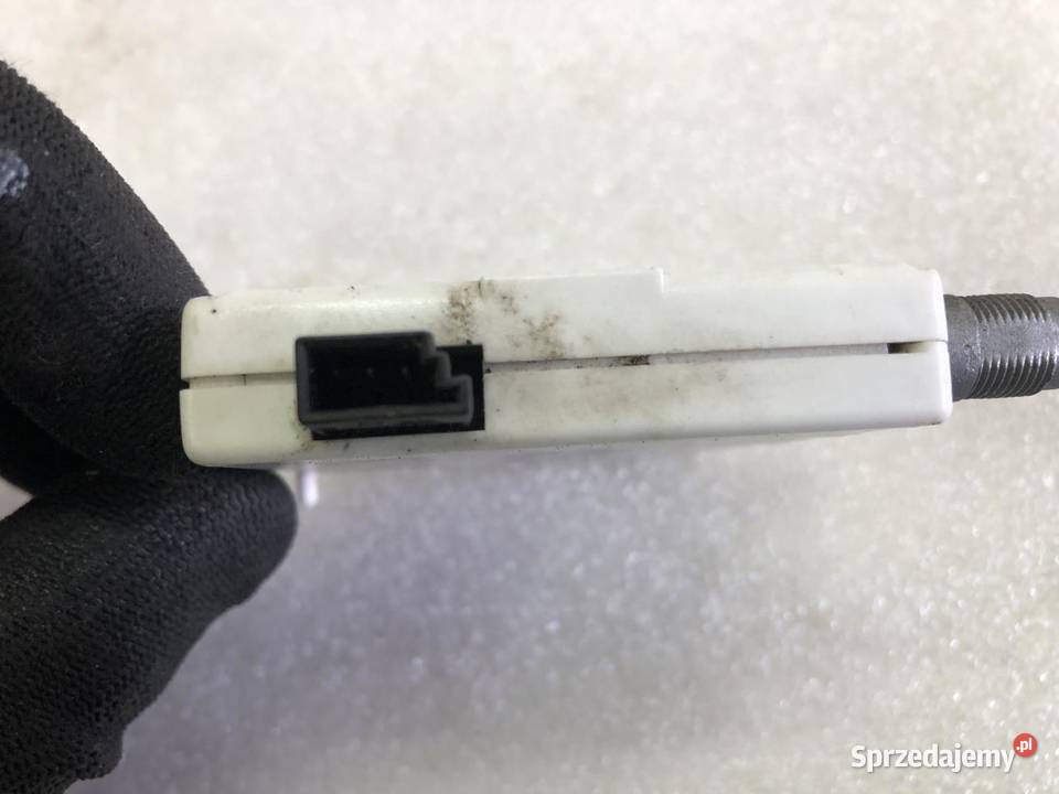 WZMACNIACZ ANTENOWY ANTENY 8373152 BMW E36 Sprzęt audio fabryczny wielkopolskie sprzedam