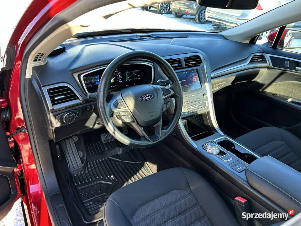 Ford Fusion SE Adaptive LED AsystenCarPlayMartwe VAT marża