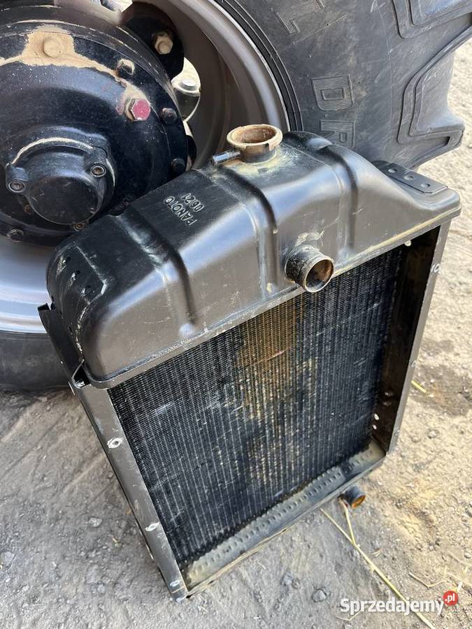 Chłodnica UrsusZetor 122412041224512145 Opatów sprzedam