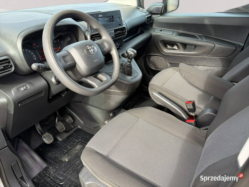 Toyota Proace City GD5C05915 D4D Long 23t tempomat Gdańsk