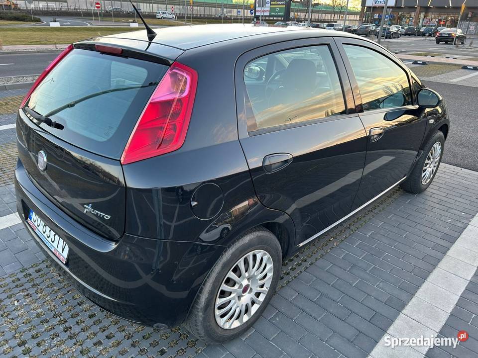Fiat Punto 14 z LPG Dąbrowa Górnicza sprzedam
