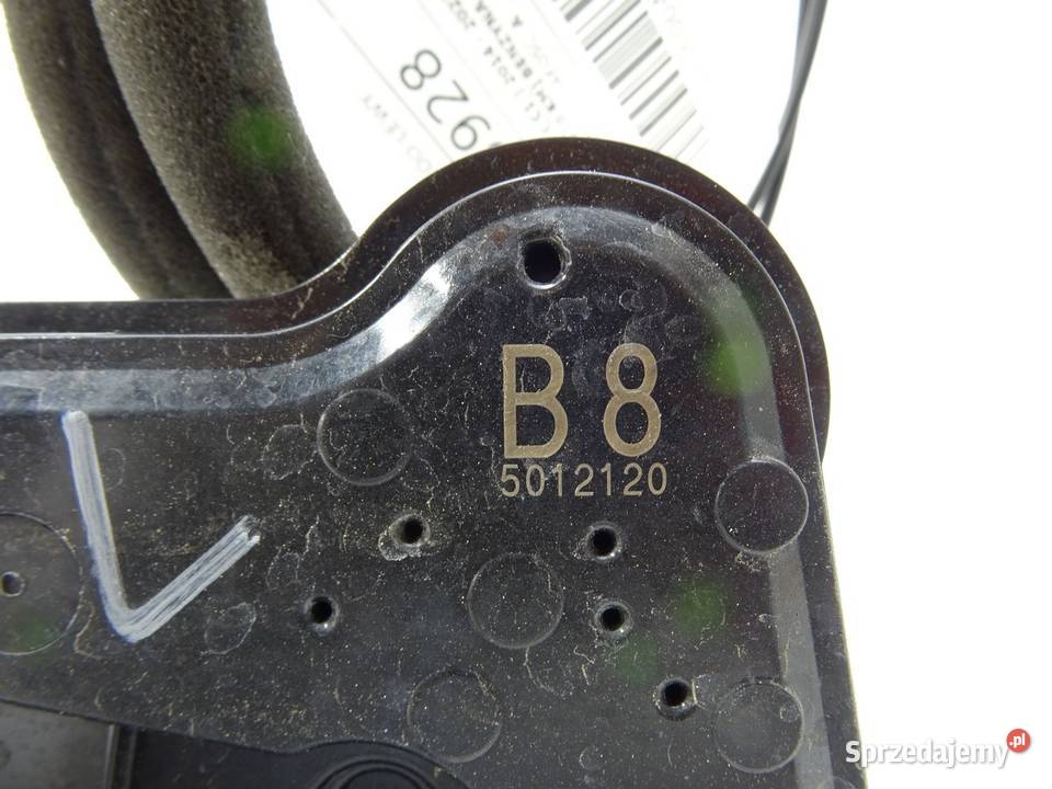 ZAMEK PRZÓD LEWY LEXUS RC SportowyCoupe podkarpackie