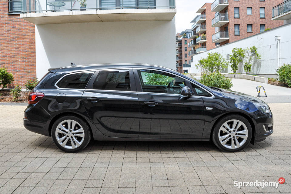Opel Astra J 20CDTI 160 Bezwypadkowy Lift 2014 r 160KM