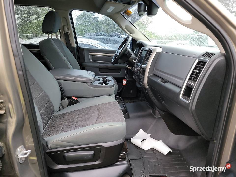 Ram 1500 Big Horn Crew Cab Short Bed Warszawa