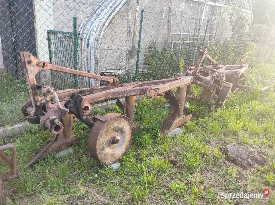 Pług Grudziądz 3 skibowy nieuszkodzony Wrocław