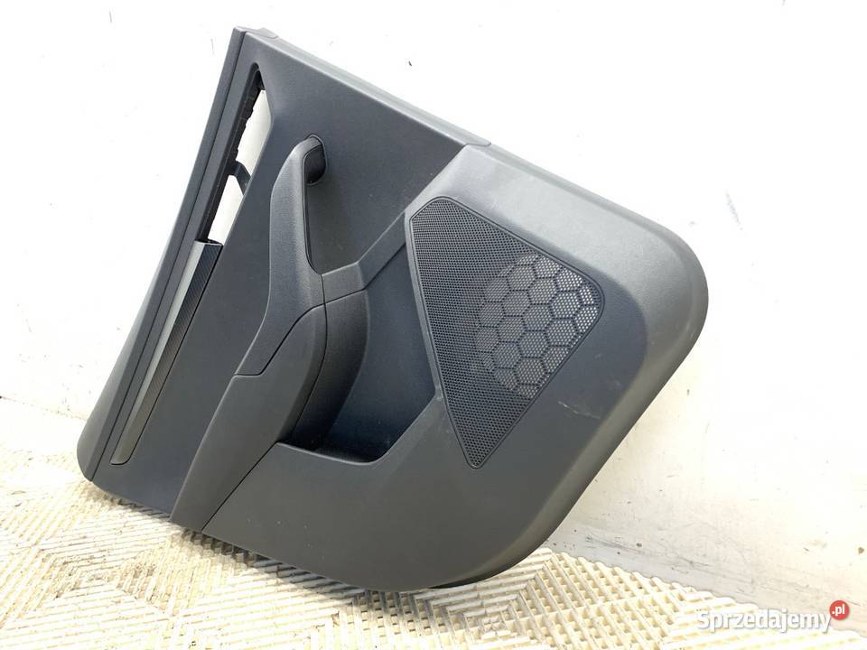 BOCZEK DRZWI PRAWY TYŁ SKODA KAROQ SUV TAPICERKA podkarpackie