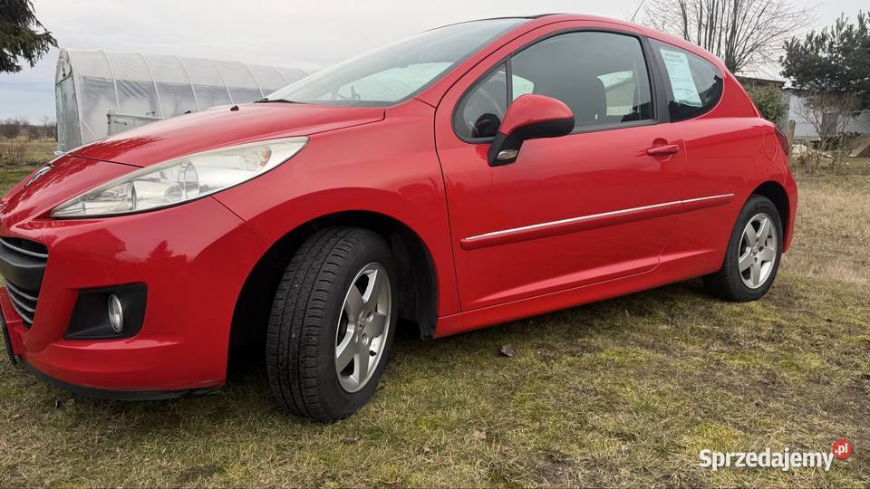 Peugeot 207 14 benzyna bezwypadkowy sprawna elektryczne szyby dolnośląskie